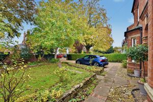 Photo 28- click for photo gallery